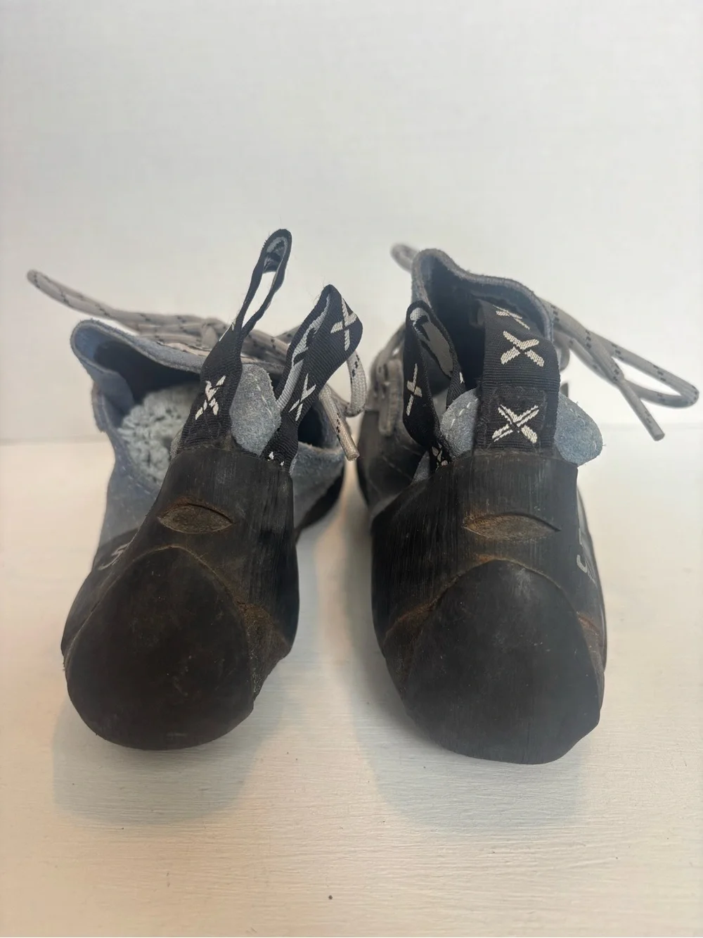 Vintage Five Ten Spire rock climbing shoes size men’s US 6.5 EUR 39